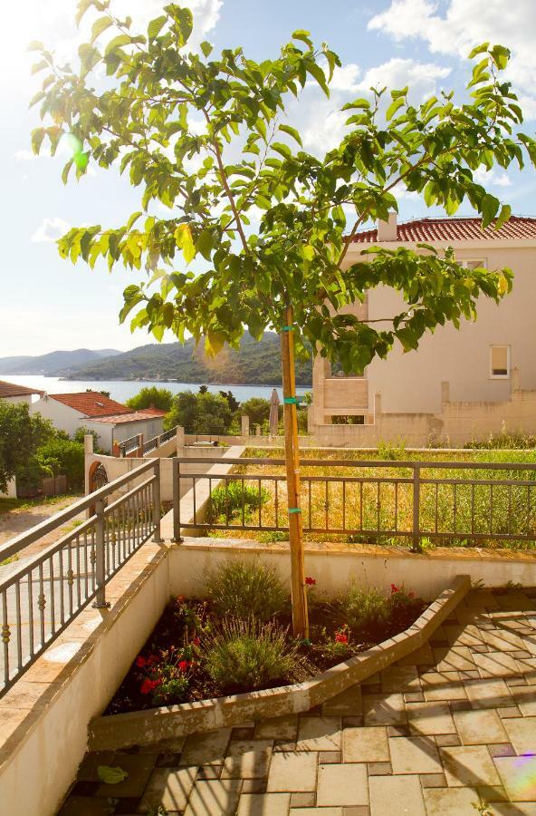 Apartment Punta Seget Vranjica Exterior foto